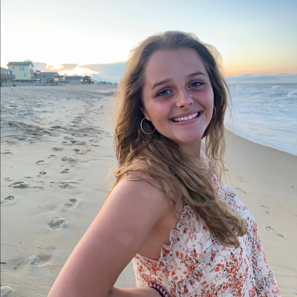 Meet your Posher, Adeline